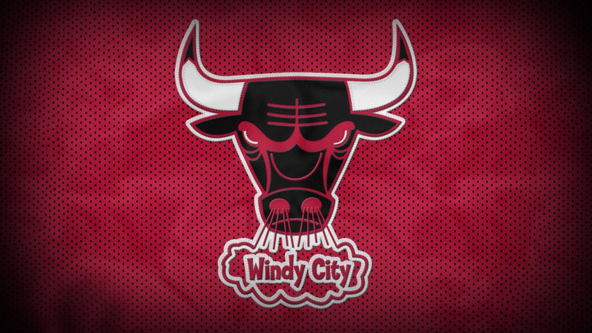 皇马更衣室波澜再起，维尼修斯被换下场引发连锁反应，高层管理能力遭质疑